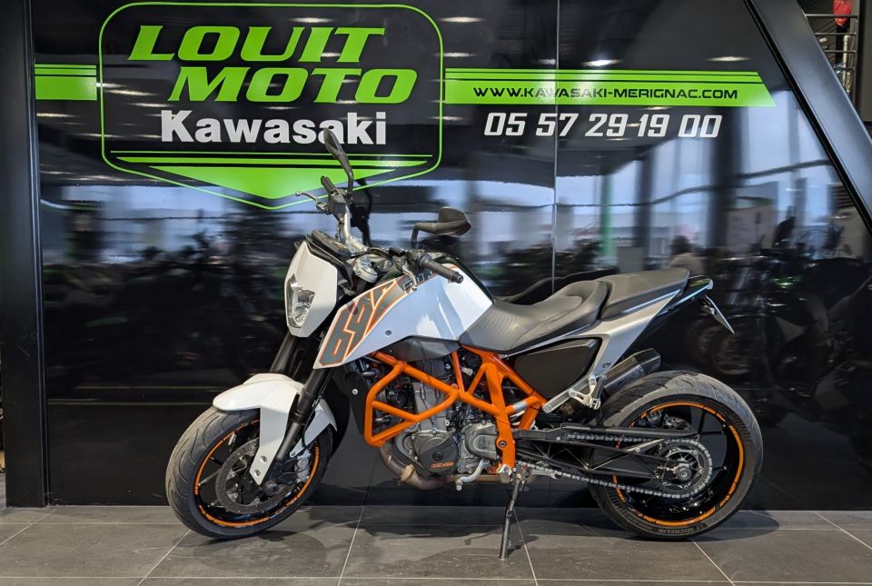 KTM 690 DUKE 4