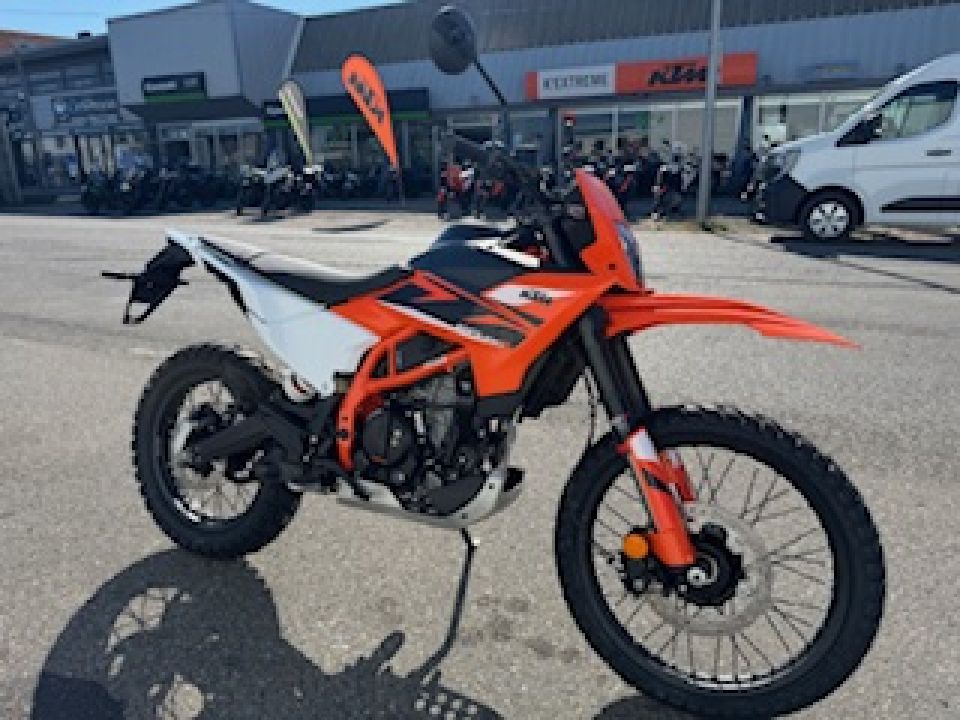 KTM 125 ENDURO R 4
