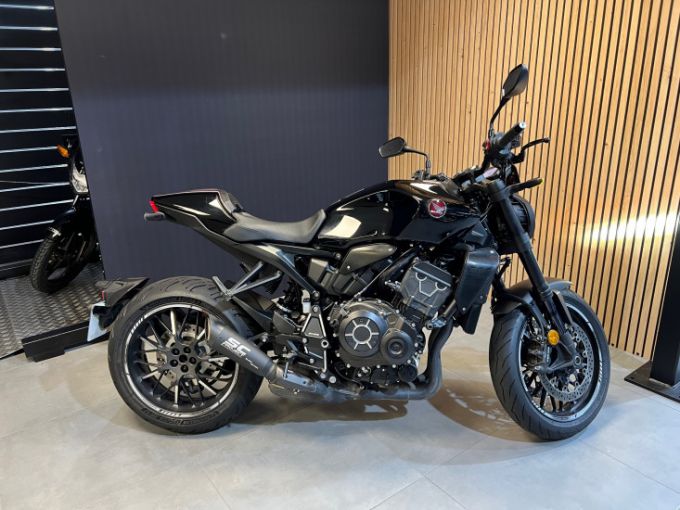 HONDA CB1000R Black Edition 4