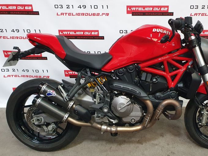 DUCATI MONSTER 821 4