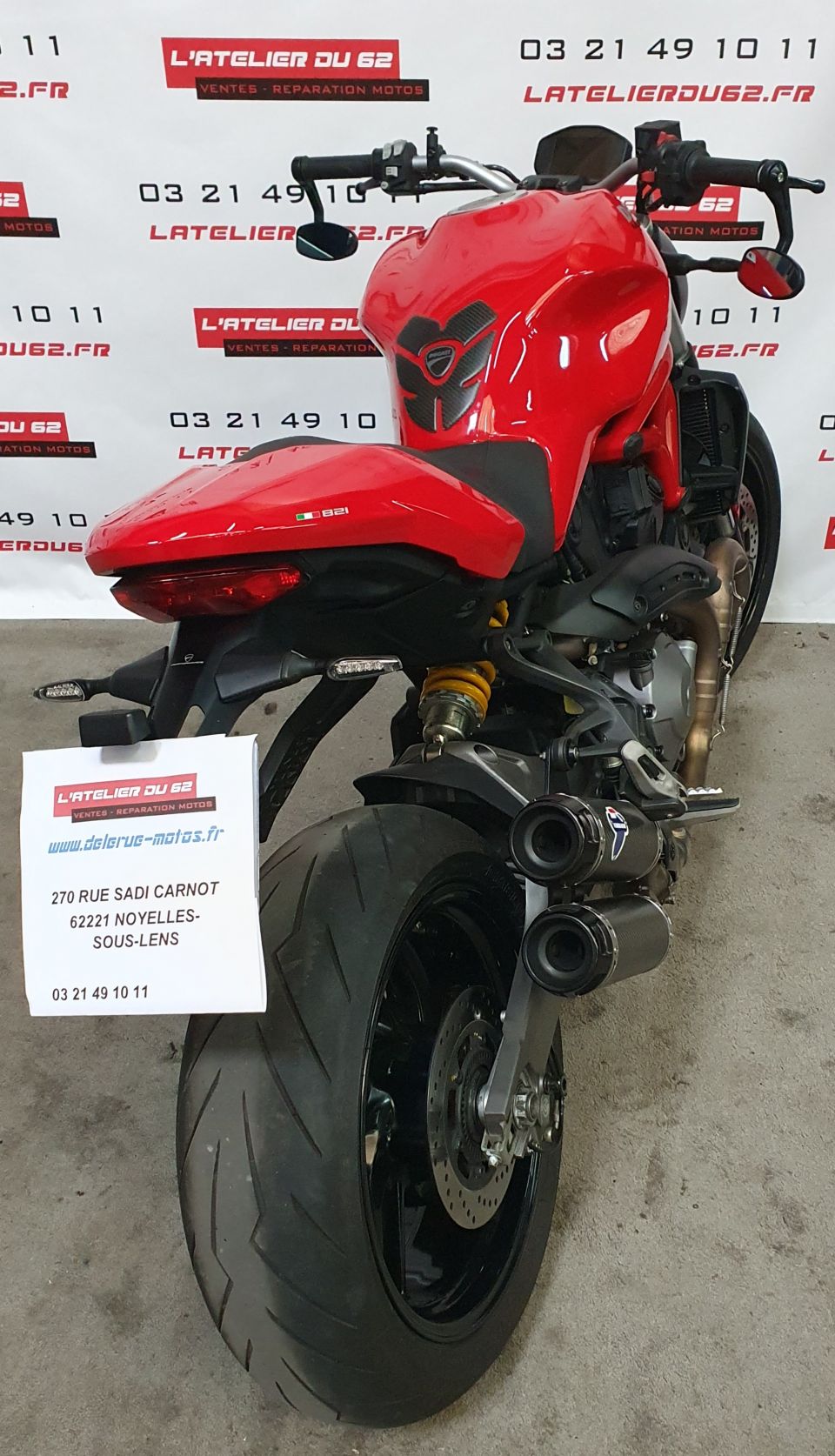DUCATI MONSTER 821 4