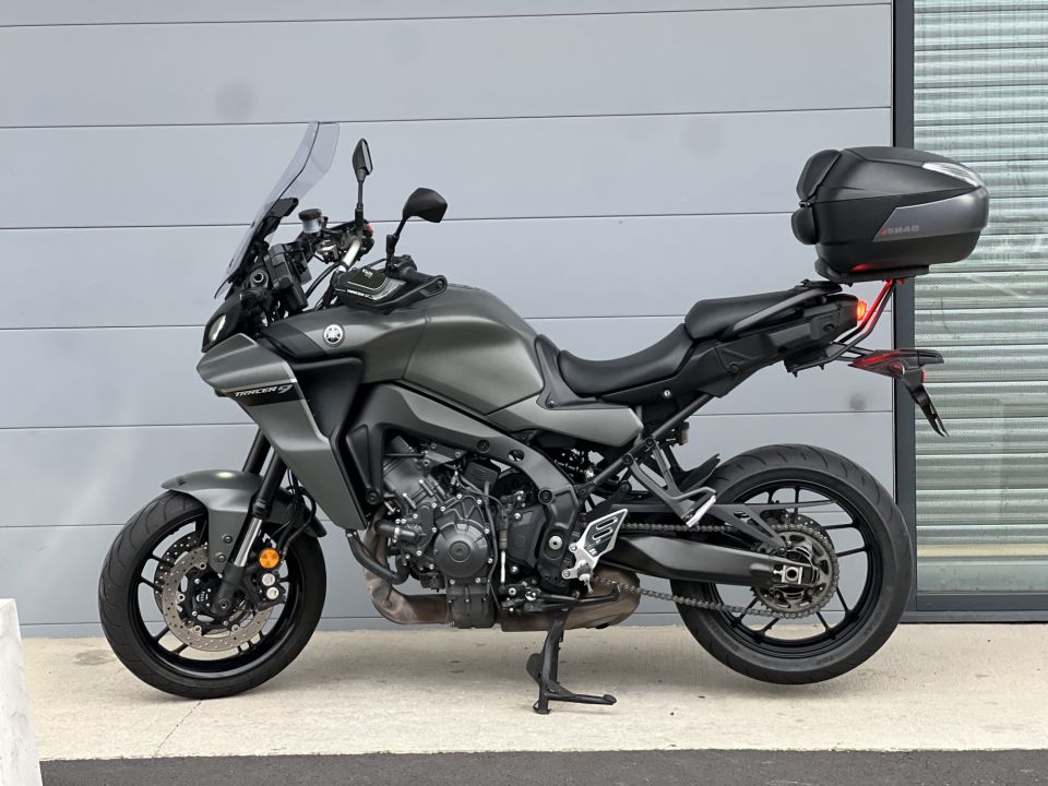YAMAHA TRACER 9 4