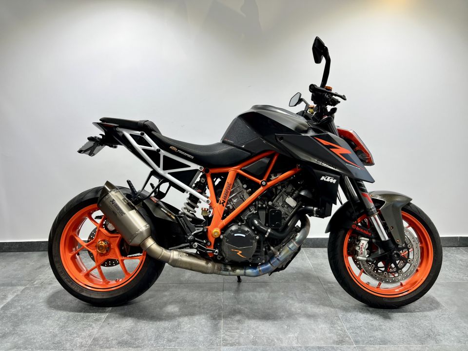 KTM 1290 SUPER DUKE R 4