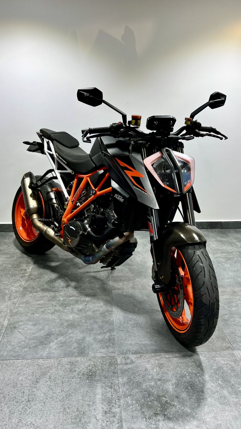 KTM 1290 SUPER DUKE R 4