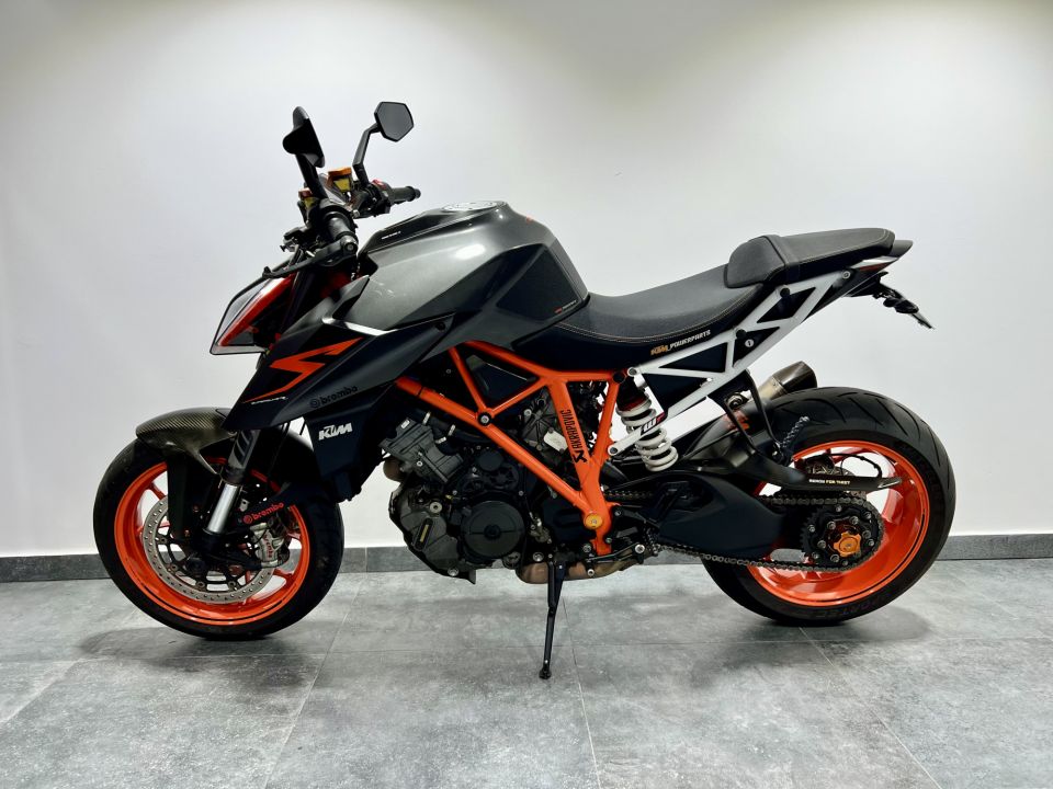 KTM 1290 SUPER DUKE R 4