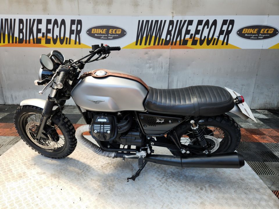 MOTO GUZZI V7 4