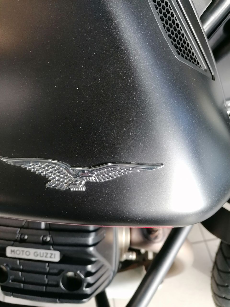 MOTO GUZZI V85 TT 850 4