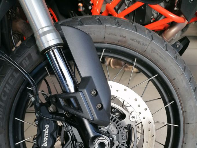MOTO GUZZI V85 TT 850 4