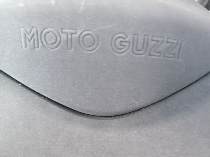 MOTO GUZZI V85 TT 850 4