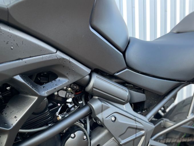 KAWASAKI VERSYS 47.5CV 4