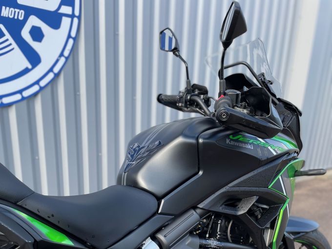 KAWASAKI VERSYS 47.5CV 4