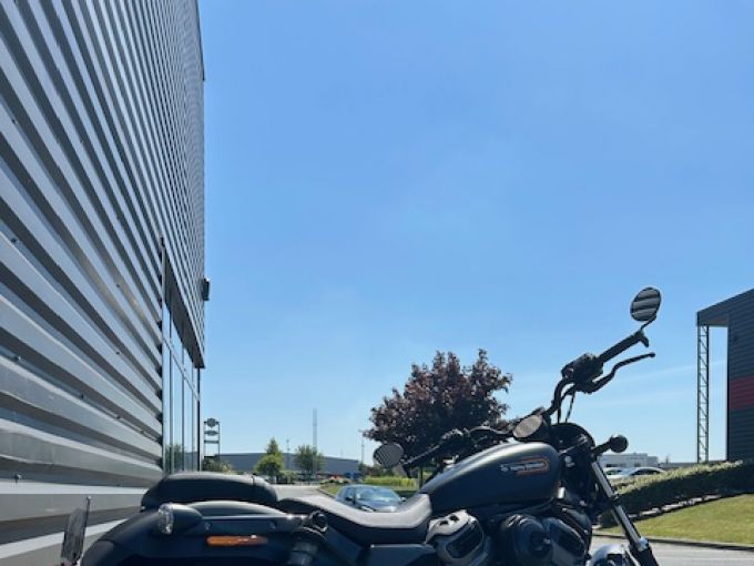 HARLEY-DAVIDSON SPORTSTER NIGHTSTER 975 SPECIAL 4