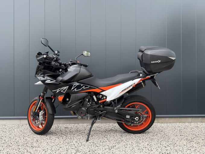KTM KTM 890 SMT 2024 4