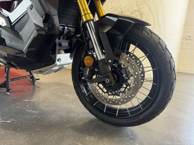 HONDA X-ADV 4