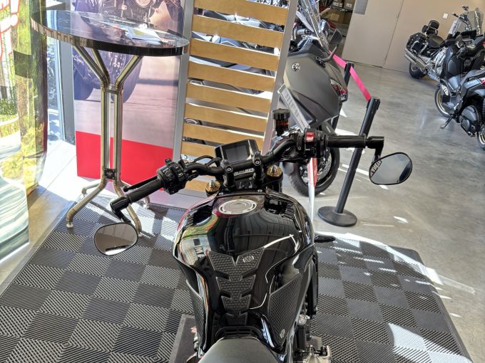 YAMAHA XSR 900 35KW 4