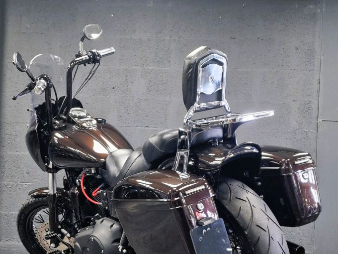 HARLEY-DAVIDSON DYNA STREET BOB 1690 4