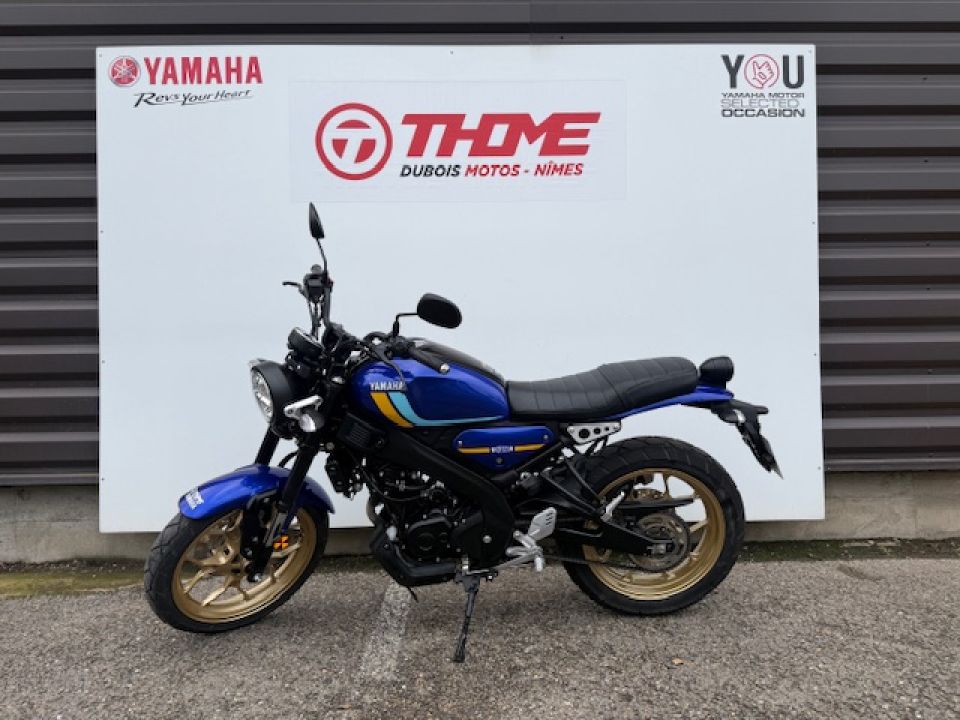 YAMAHA XSR 125 4