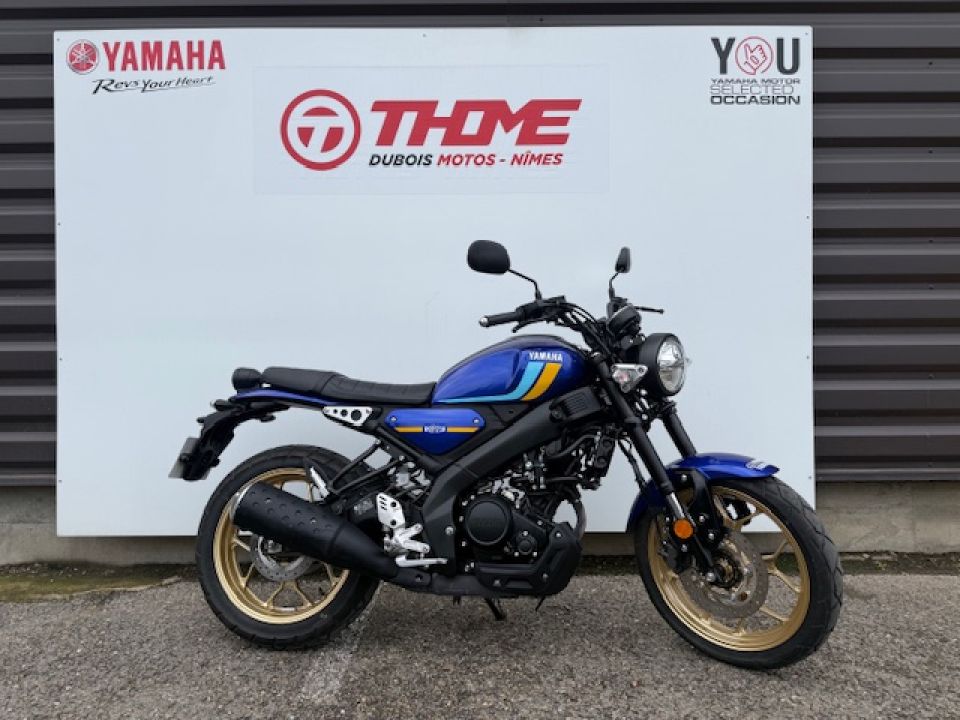 YAMAHA XSR 125 4
