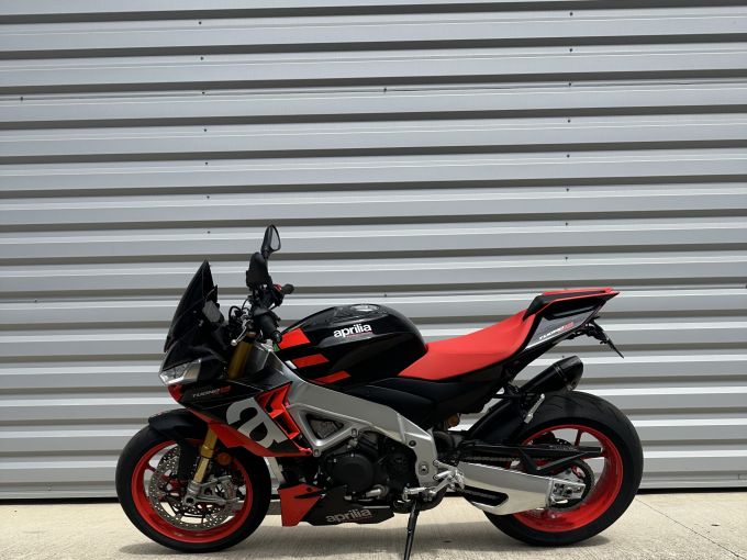 APRILIA TUONO 1100 V4 FACTORY 4