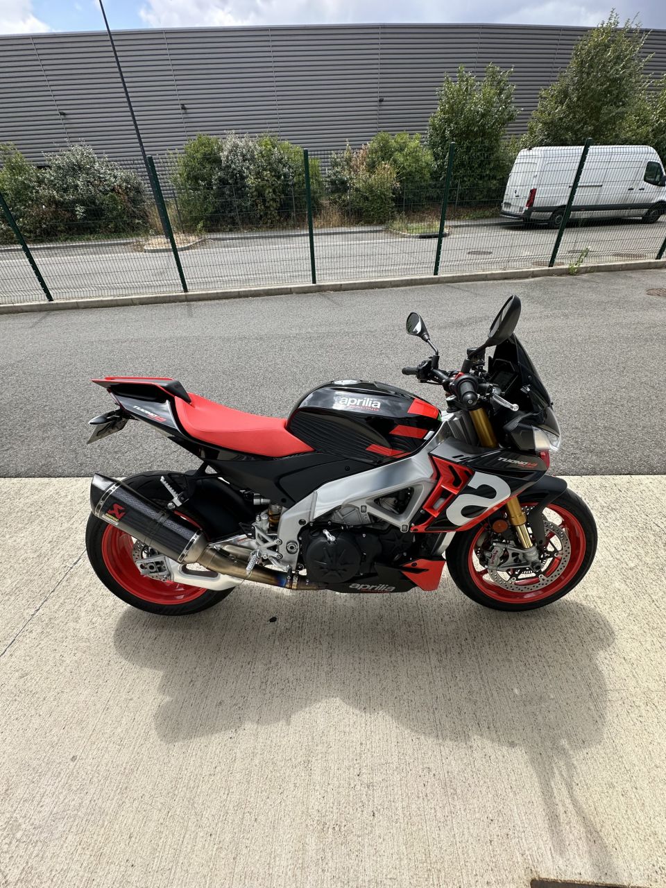 APRILIA TUONO 1100 V4 FACTORY 4