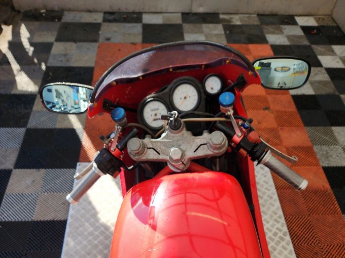 DUCATI 900 SS 4