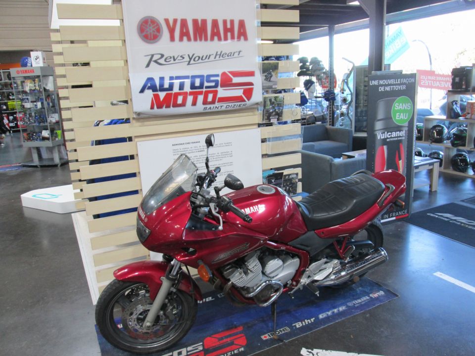 YAMAHA 600 DIVERSION  (permis A2) 4