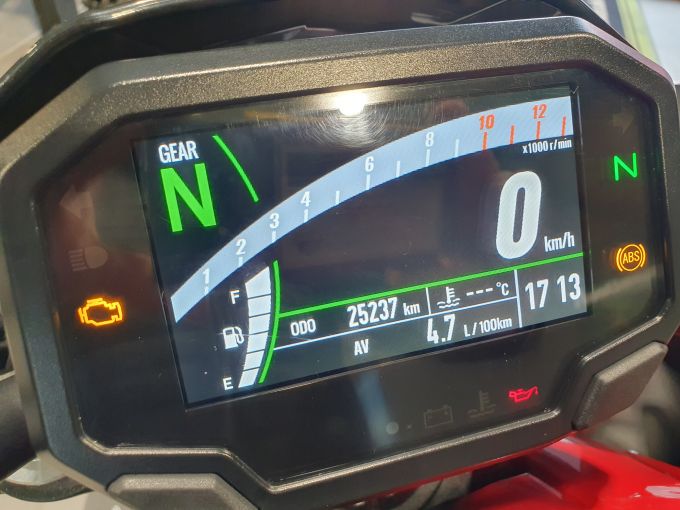 KAWASAKI Z 650 (47.5CV) 4