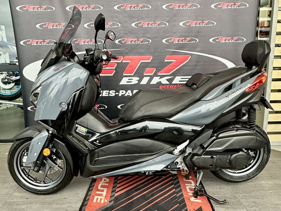 YAMAHA XMAX 125 TECH MAX 4