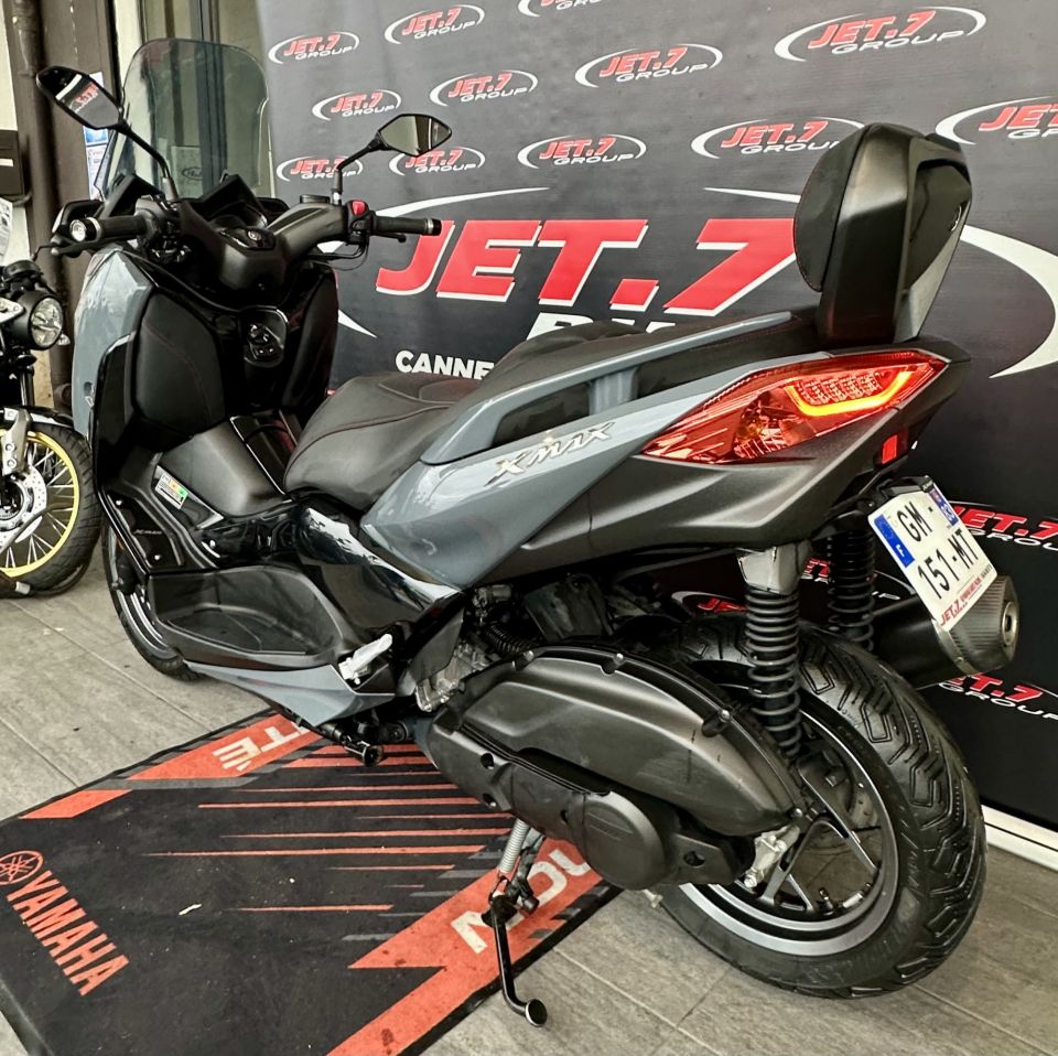 YAMAHA XMAX 125 TECH MAX 4