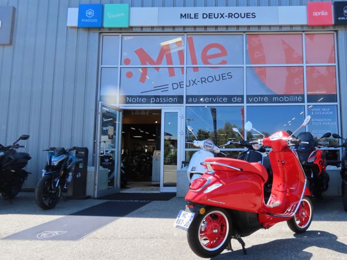 VESPA PRIMAVERA 50 4