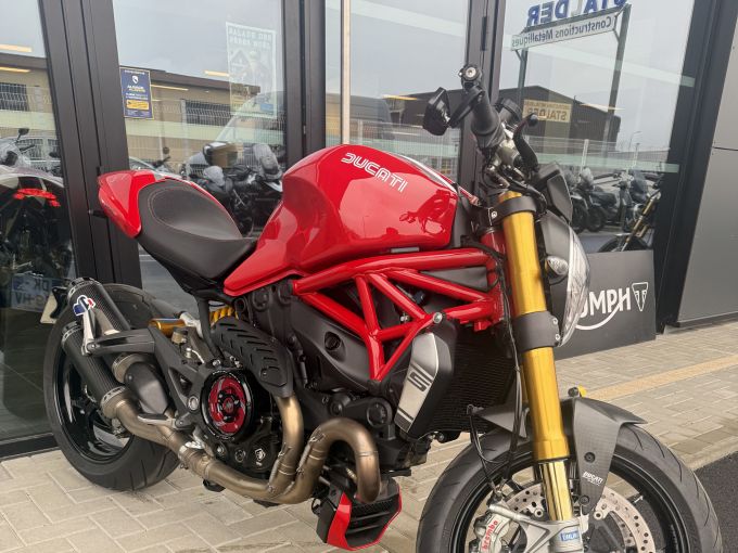 DUCATI MONSTER 1200 S 4