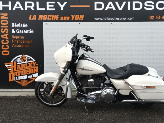 HARLEY-DAVIDSON TOURING STREET GLIDE 1690 4
