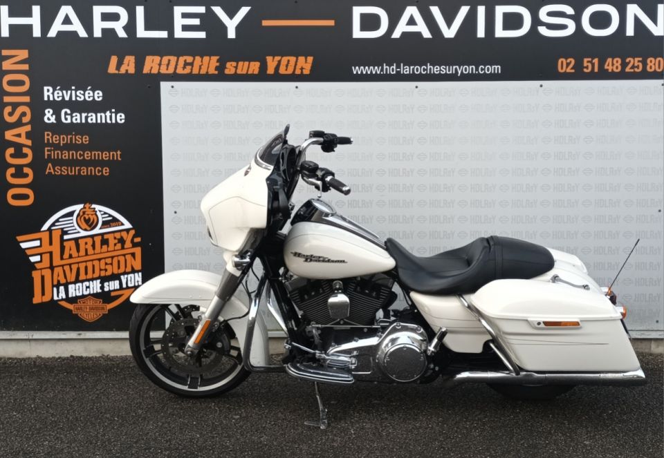 HARLEY-DAVIDSON TOURING STREET GLIDE 1690 4