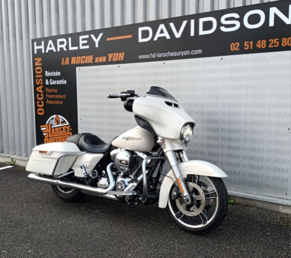 HARLEY-DAVIDSON TOURING STREET GLIDE 1690 4