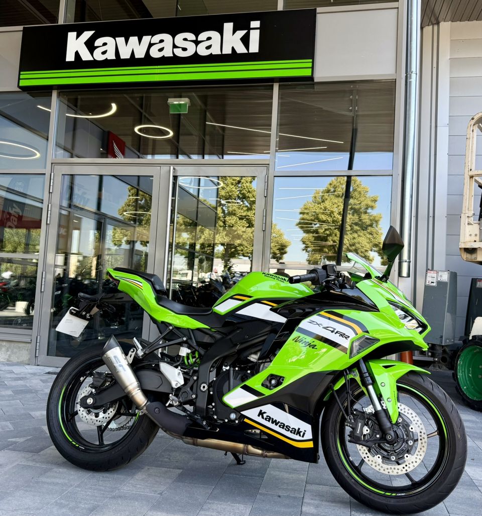 KAWASAKI ZX 400 4