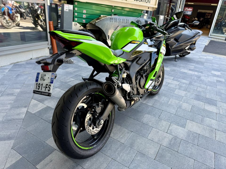 KAWASAKI ZX 400 4