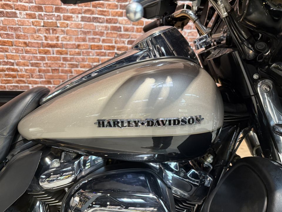 HARLEY-DAVIDSON TOURING ELECTRA GLIDE 1745 ULTRA LIMITED 4