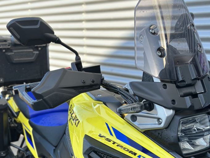 SUZUKI DL V-STROM 1050DE 4