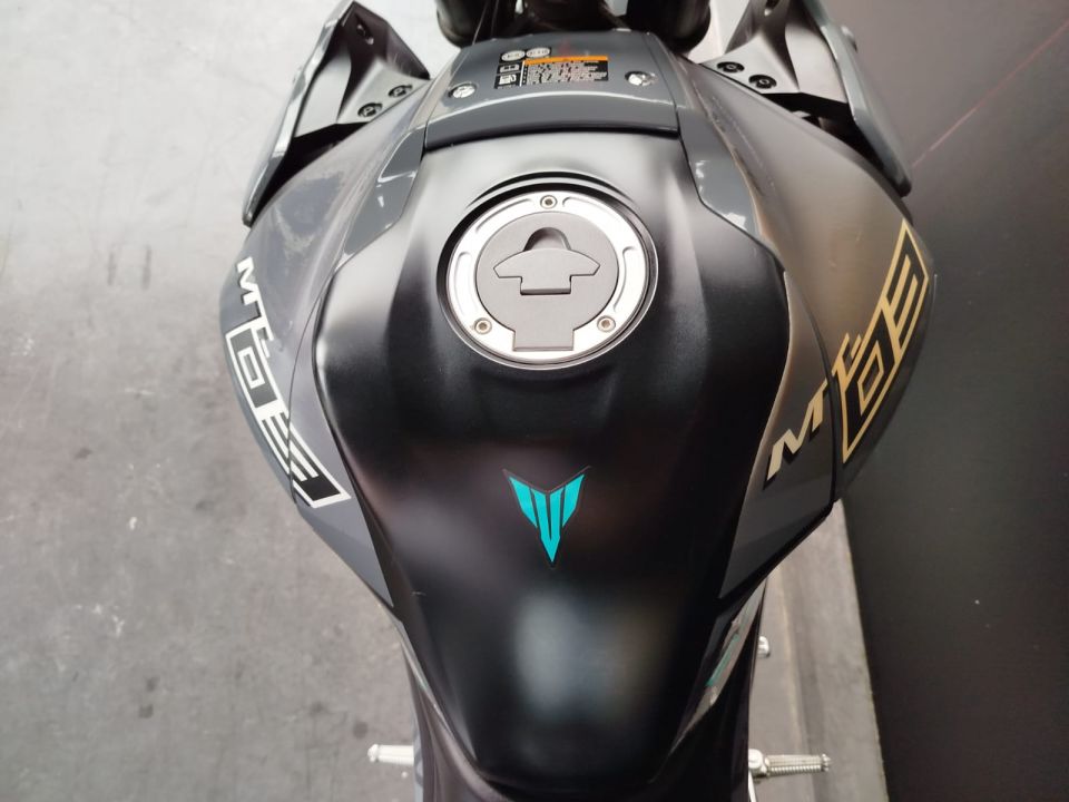 YAMAHA MT-03 4