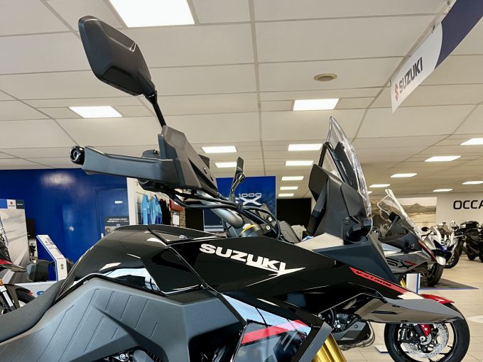 SUZUKI V-STROM 800DE 4