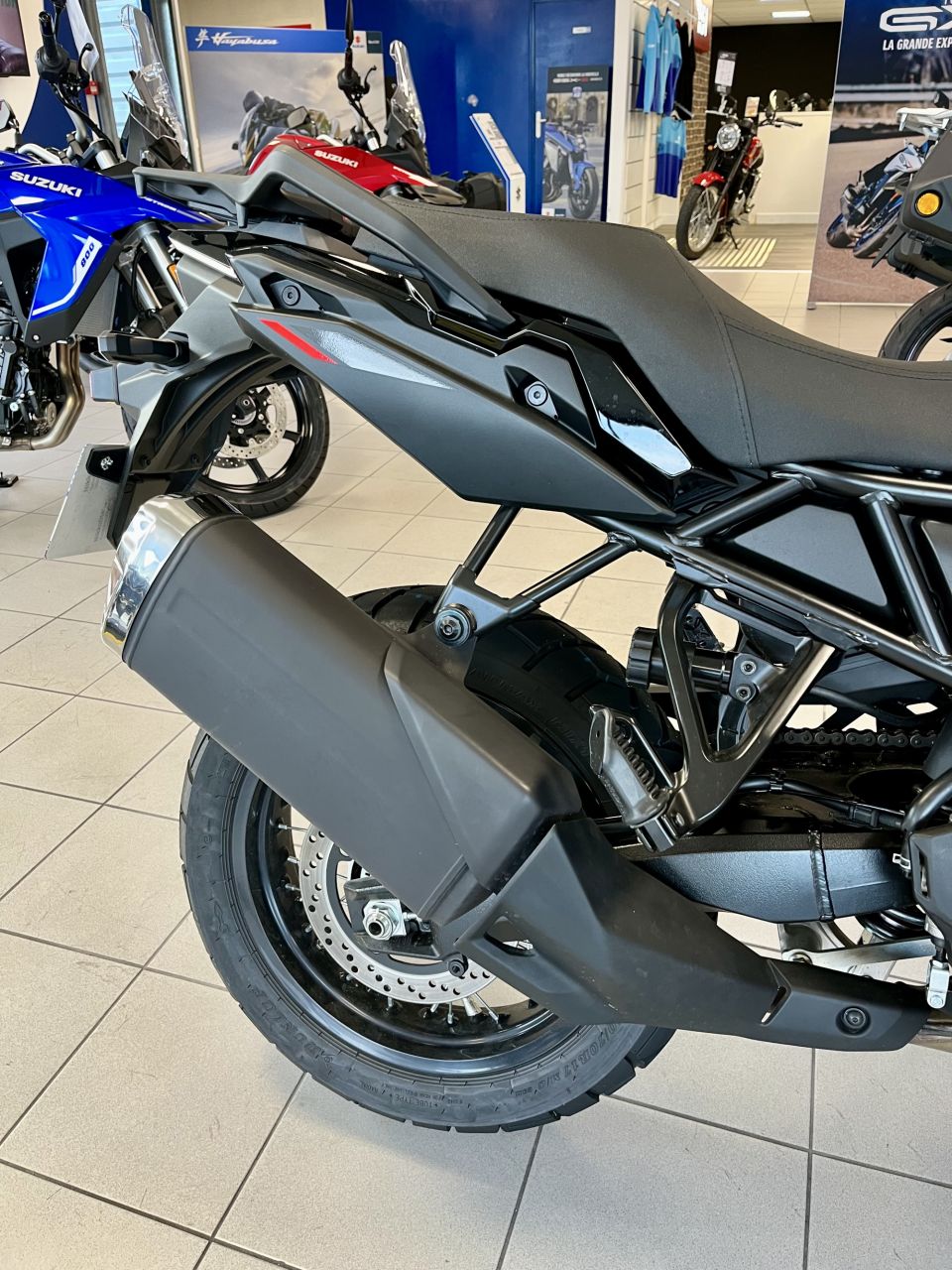 SUZUKI V-STROM 800DE 4