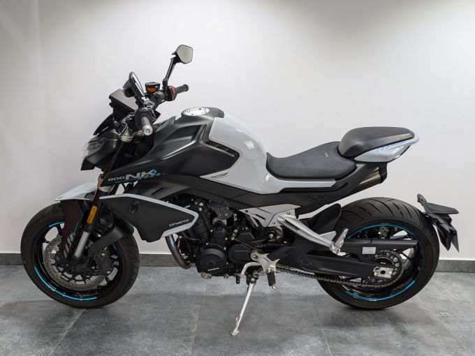 CF MOTO 800 nk advanced 4