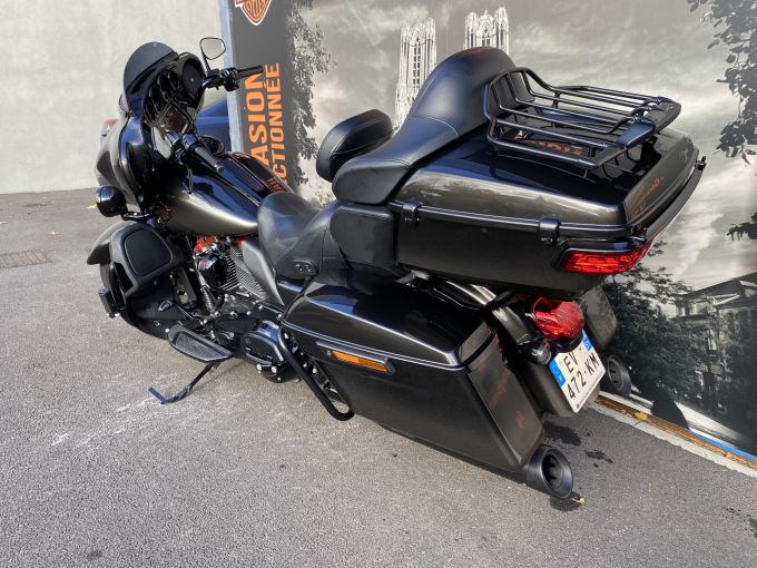 HARLEY-DAVIDSON TOURING ELECTRA GLIDE 1923 ULTRA CVO 4