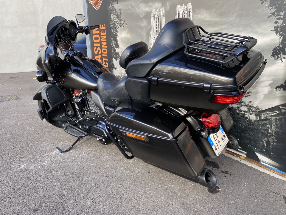 HARLEY-DAVIDSON TOURING ELECTRA GLIDE 1923 ULTRA CVO 4