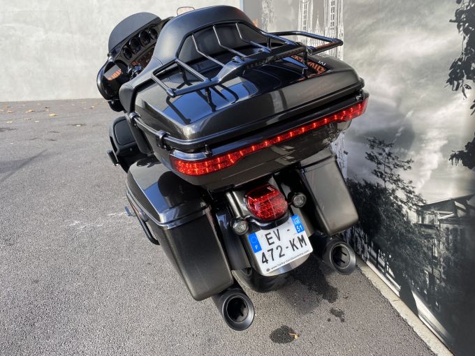 HARLEY-DAVIDSON TOURING ELECTRA GLIDE 1923 ULTRA CVO 4