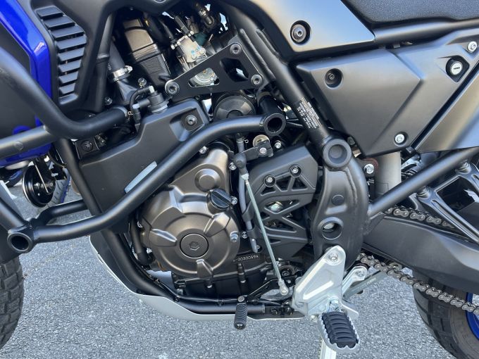 YAMAHA XTZ TENERE 700 4