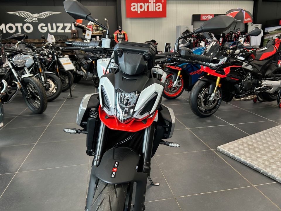 APRILIA TUONO 457 A2 4