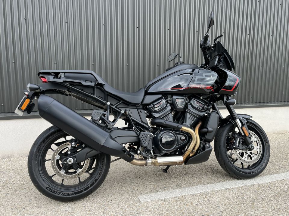 HARLEY-DAVIDSON ADVENTURE PAN AMERICA 1250 4