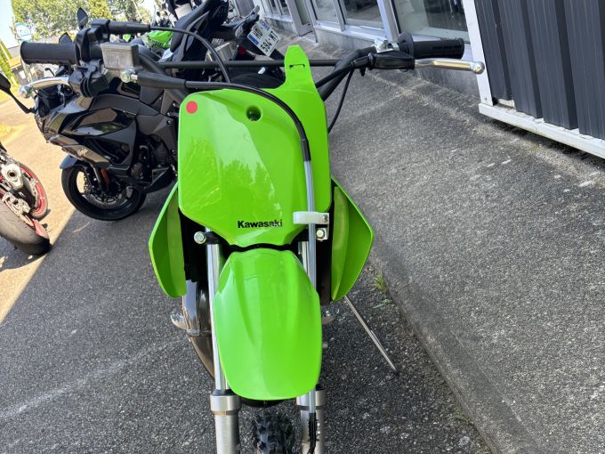 KAWASAKI KX 4