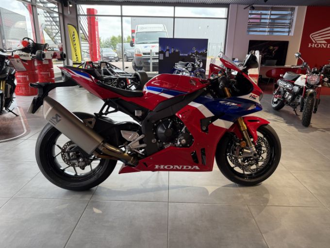 HONDA CBR1000RR FIREBLADE HRC ABS 4